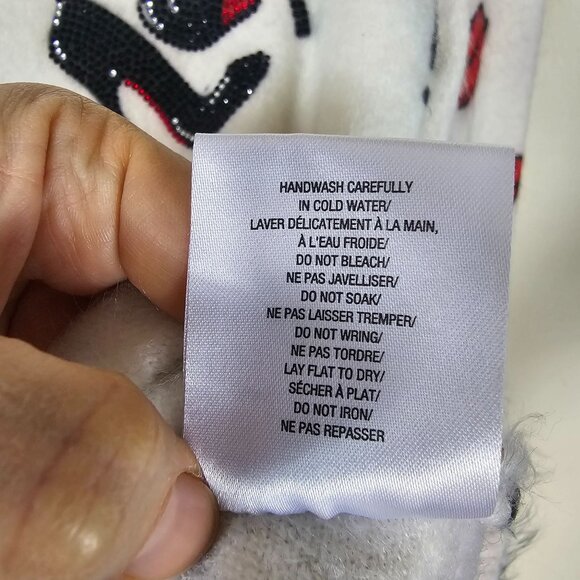 Tricotto Graphic Print Pullover Sweater S White V-Neck Artsy Embellished Beauty - Picture 9 of 9